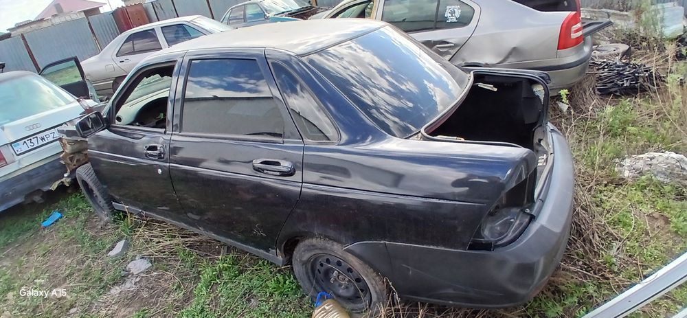 Запчасти на приору лада приора по запчастям lada priora