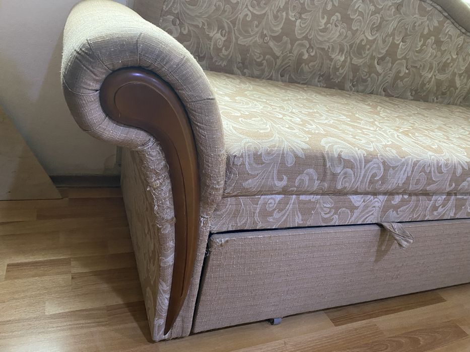 Отдам диван бесплатно