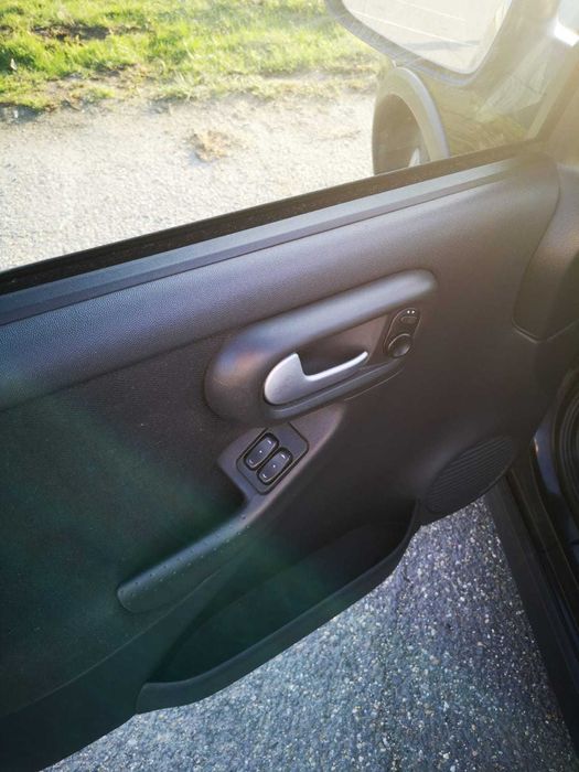 Dezmembrez Opel Corsa C 2005 facelift