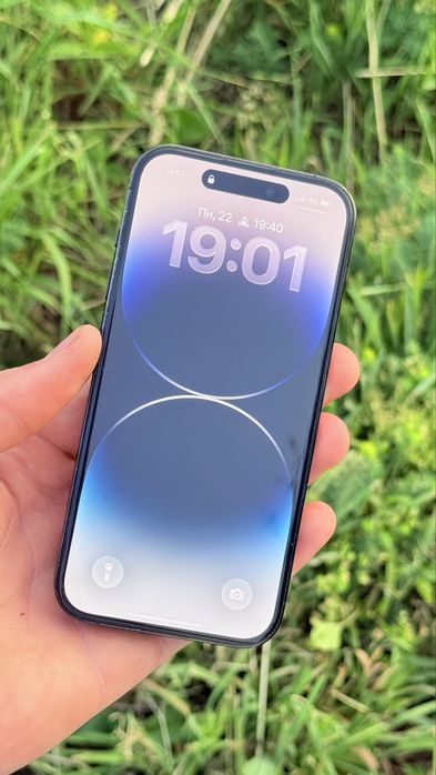 продам iphone 14 pro