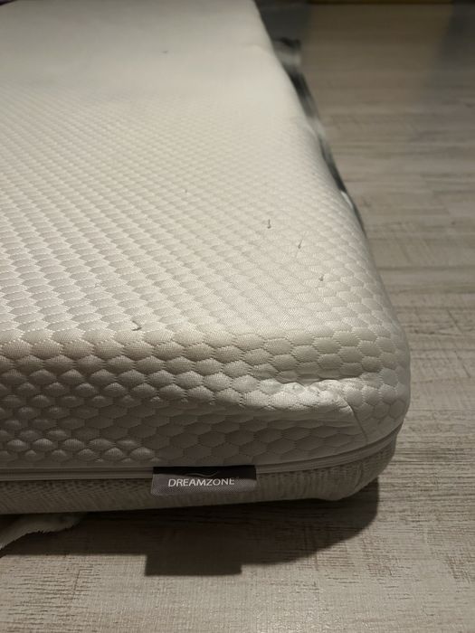 Saltea JYSK HULDA 90x200 cm spumă fermă – stare foarte bună