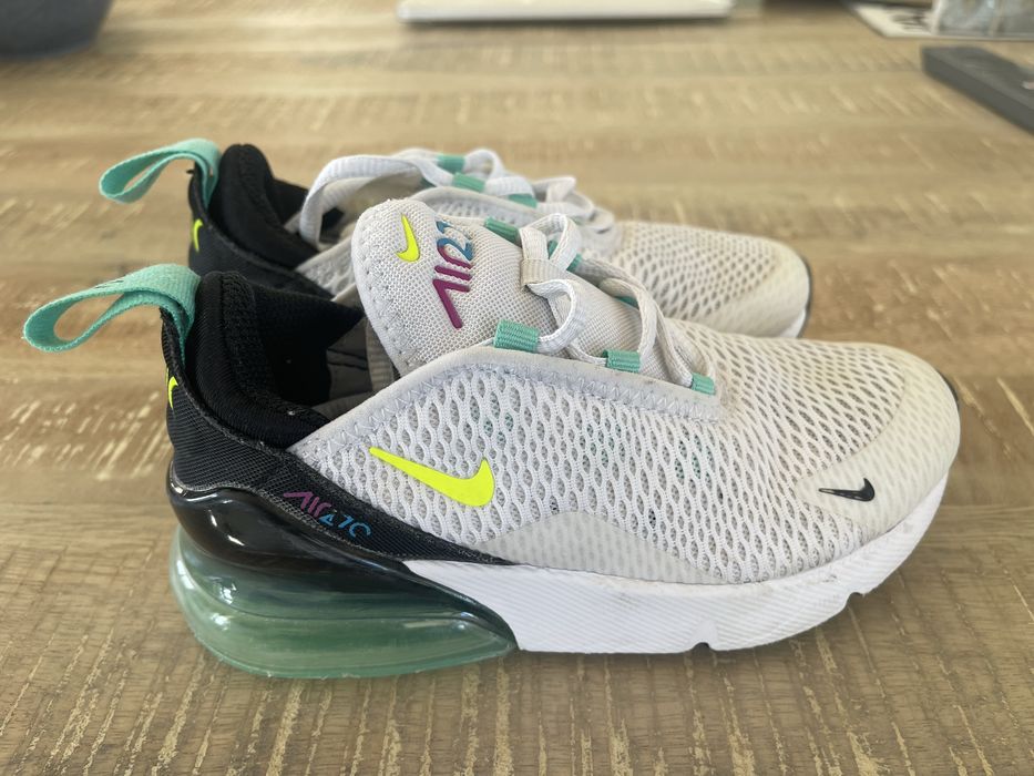 Kids' Air Max 270 Sneaker, EU 29.5