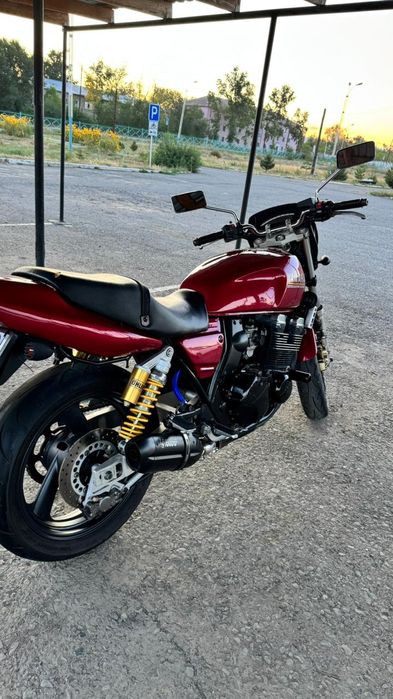 Продам мотоцикл yamaha xjr400