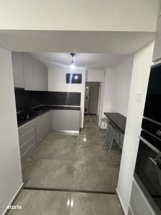 Apartament 3 camere, 65 mp, zona Rovine