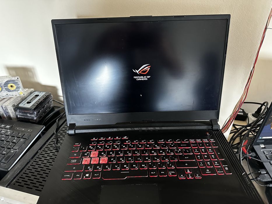 Геймърски лаптоп - ASUS ROG Strix