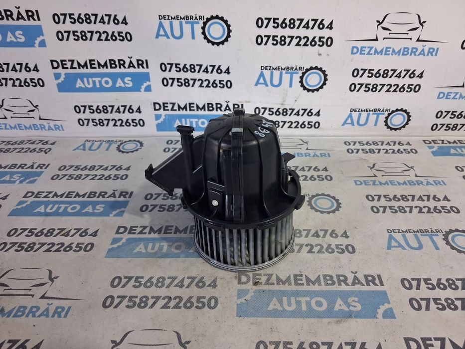 Motoras aeroterma Audi a4 b8 2010