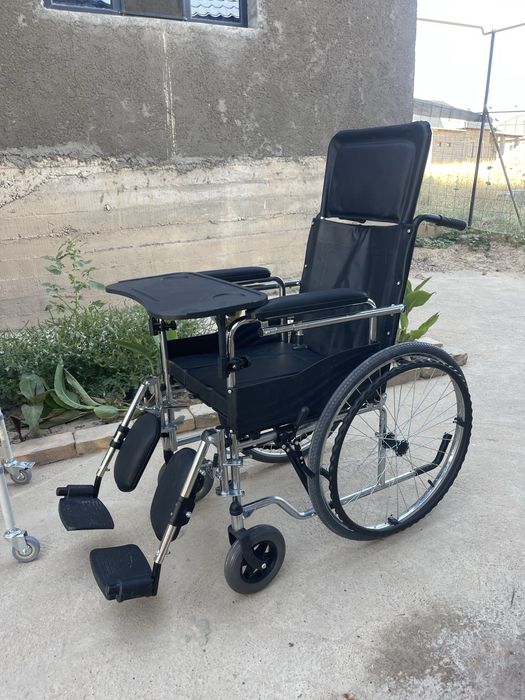 Коляска инвалитний новый