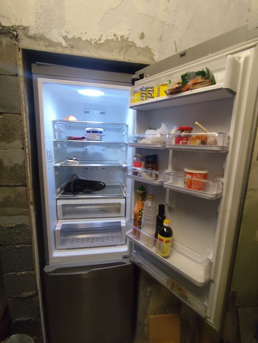 Продам холодильник samsung