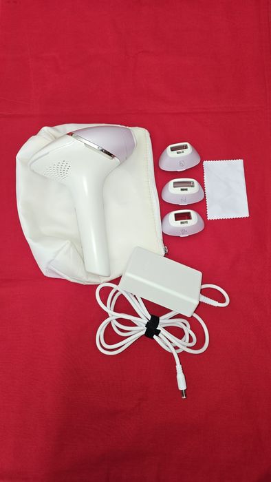 Philips Lumea Seria 8000 BRI949 / BRI947