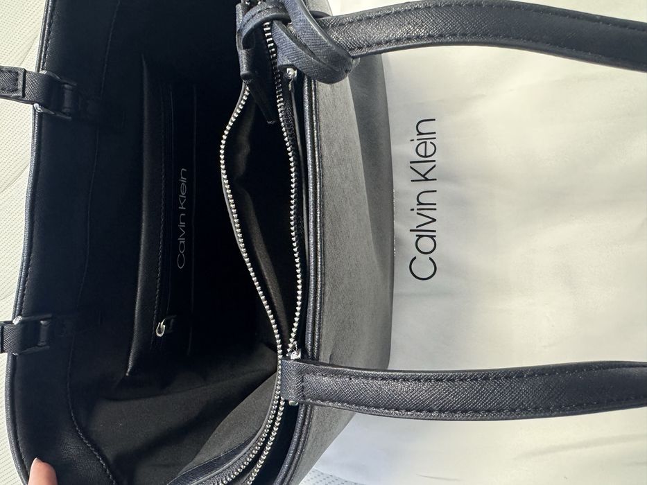 Geanta Calvin Klein piele