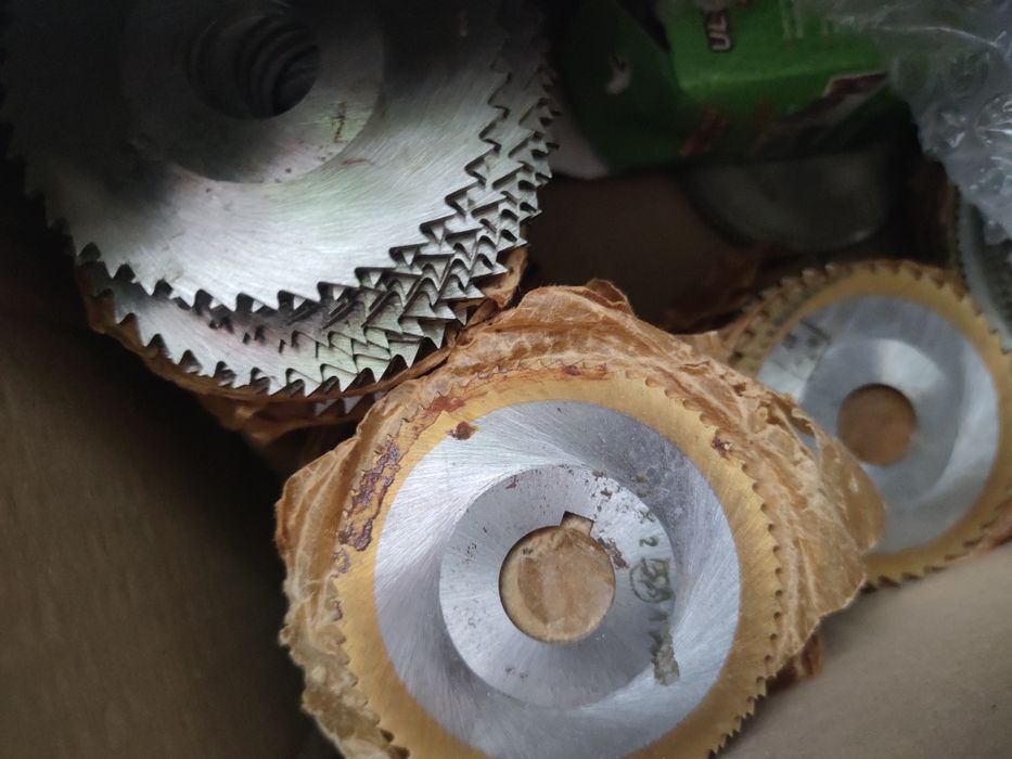 Победит , лом нихрома , новый нихром, , олово, баббит ,