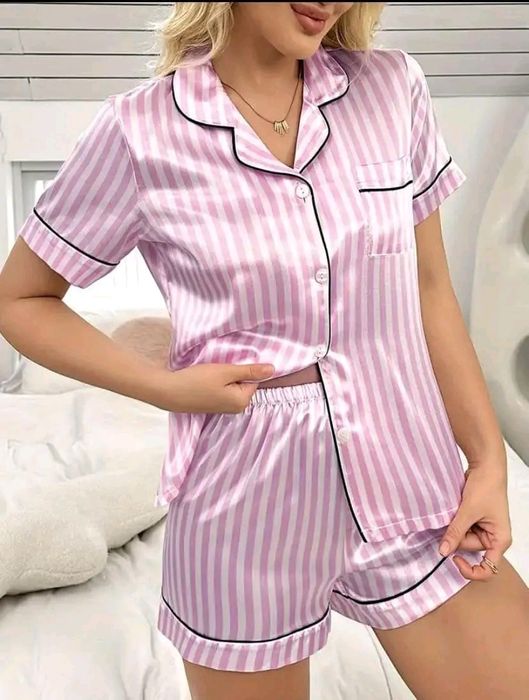 Дамска сатенена пижама