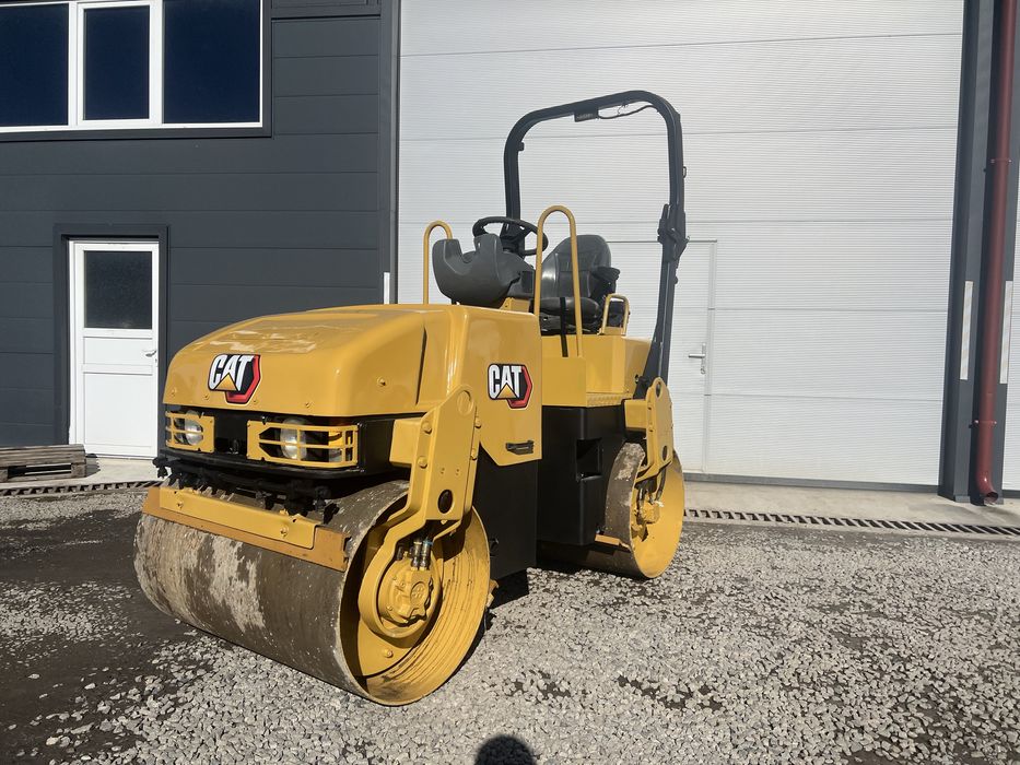 Inchiriez Cilindru compactor, placa vibrare,de la 70kg pana la 13000kg