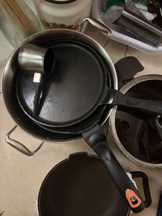 Кухонные кастрюли