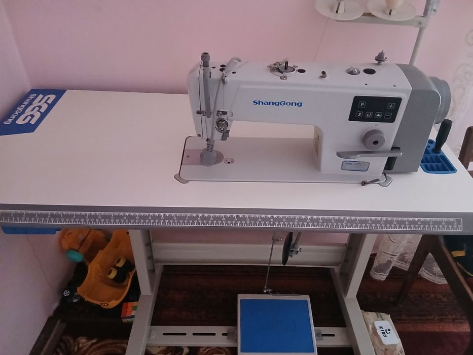 Tikuv mashinasi shangong holat yangi