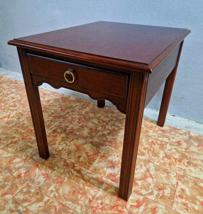 Шкаф от черешов масив