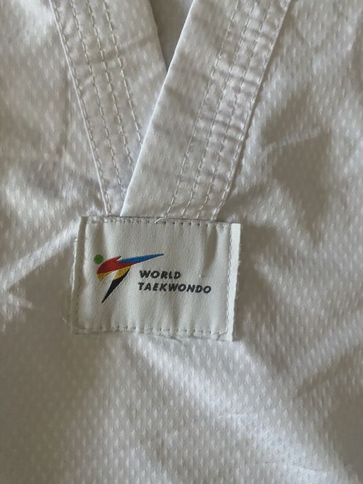 Costum Taekwondo