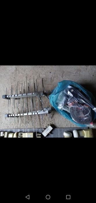 Спутниковое головки на 1,2,4,8 Выхода и обородувание