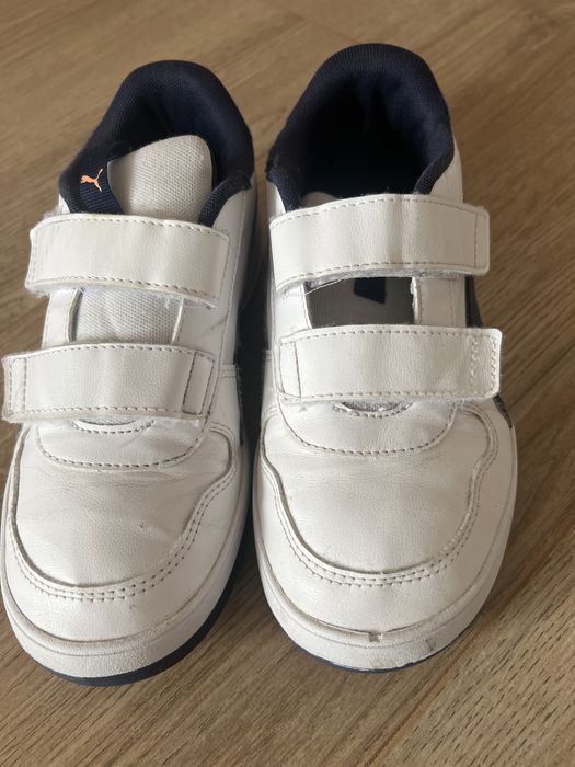 Adidasi puma marimea 35
