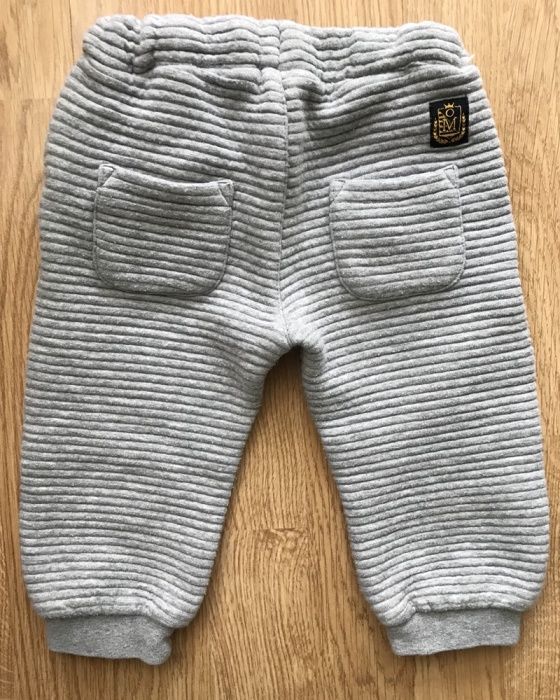 Маркови дрехи 6-12м. Изключително запазени.