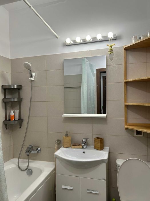 Închiriez ap. 2 camere, decom, in Rotar Park 1, 200 m de Metrou Păcii