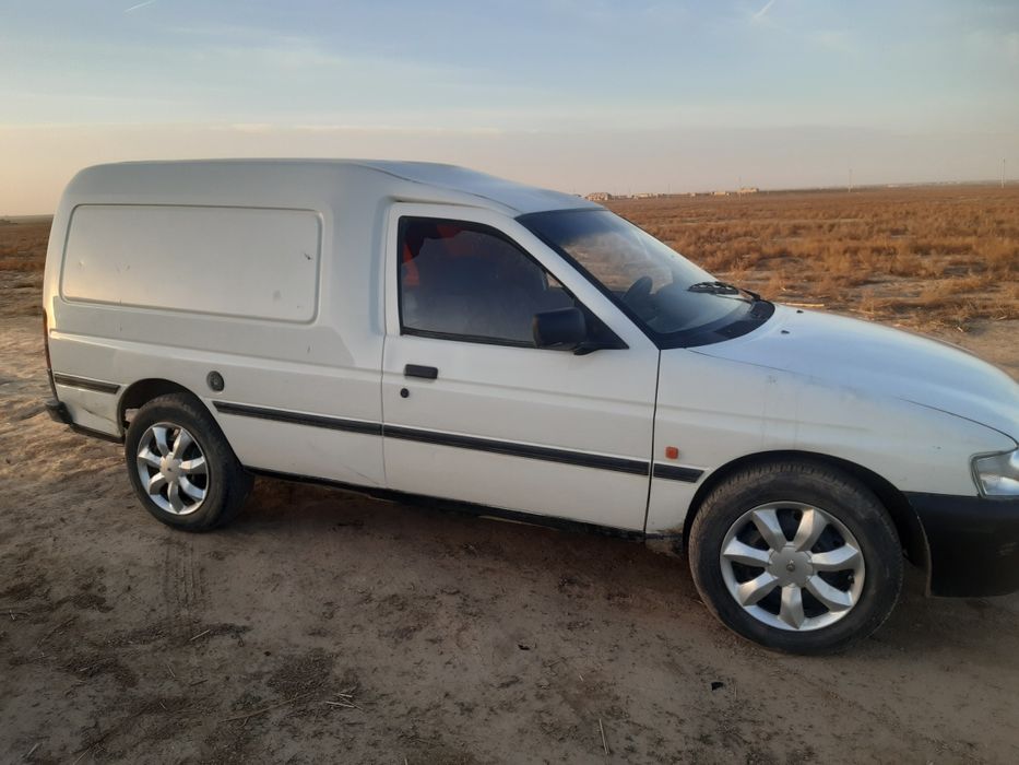 Ford escort 1.6motar  yuk furgon mk5 1994
