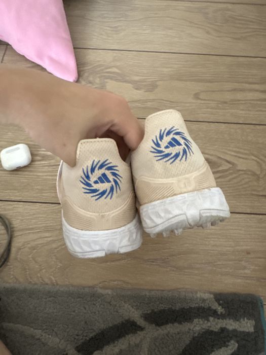 F50 adidas сороконожки