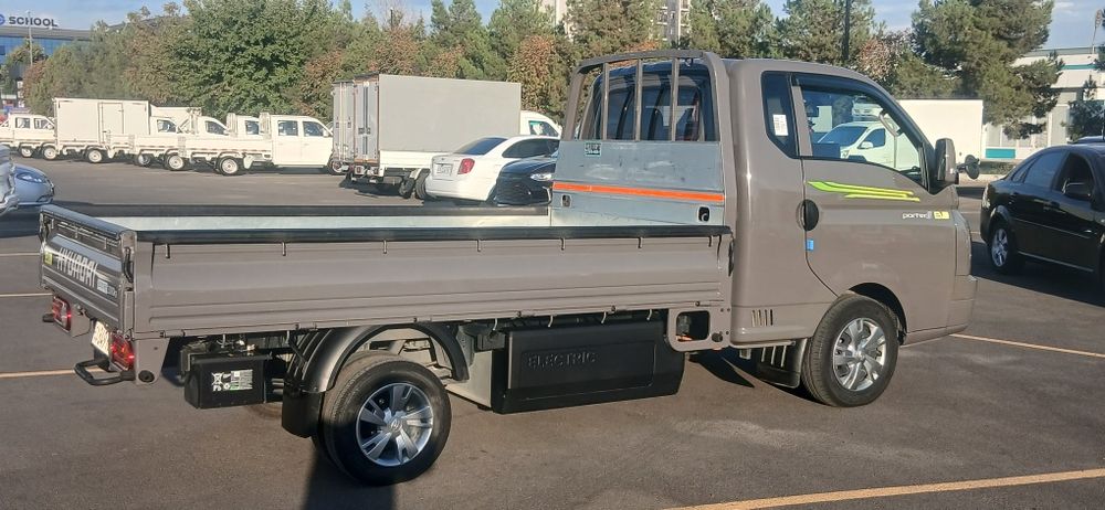 narxi 25000$ Hyundai