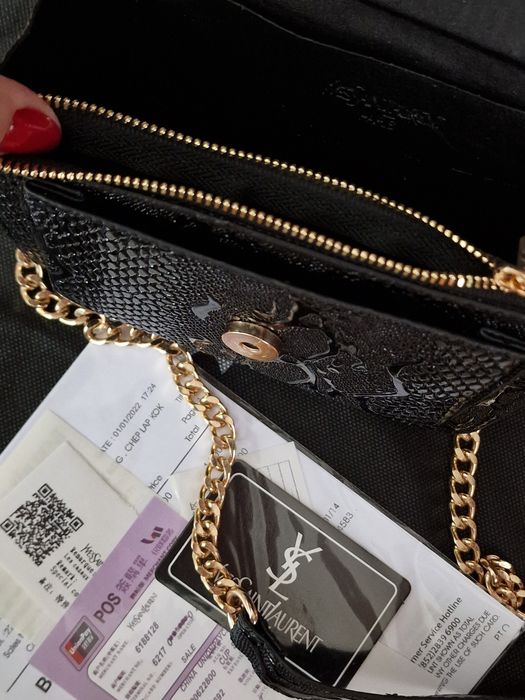 Geanta mini model croco, logo metalic auriu, saculet, etichetă incluse