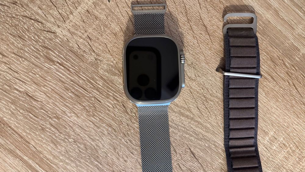 Apple Watch Ultra 2 - 49mm - Ca nou