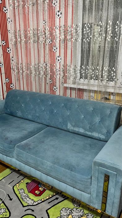 Продам диван в нормальном состоянии