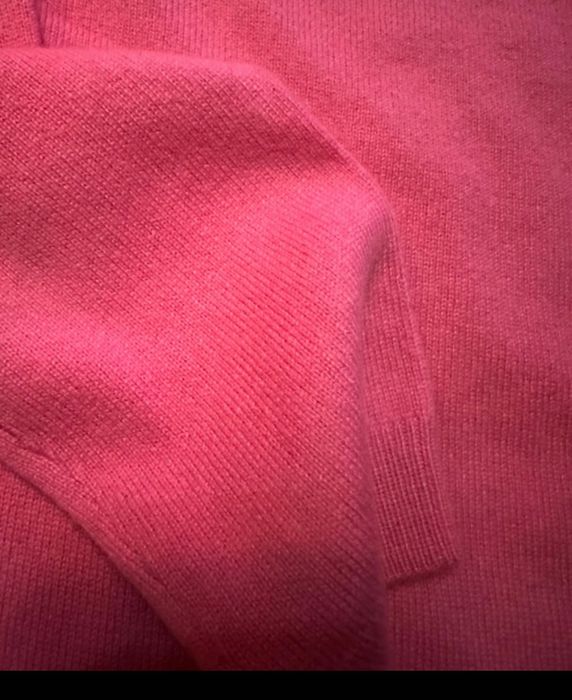 Uniqlo pulover casmir 100% nou M/L