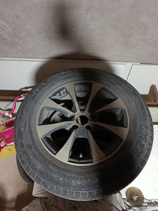 Продам диски с резиной