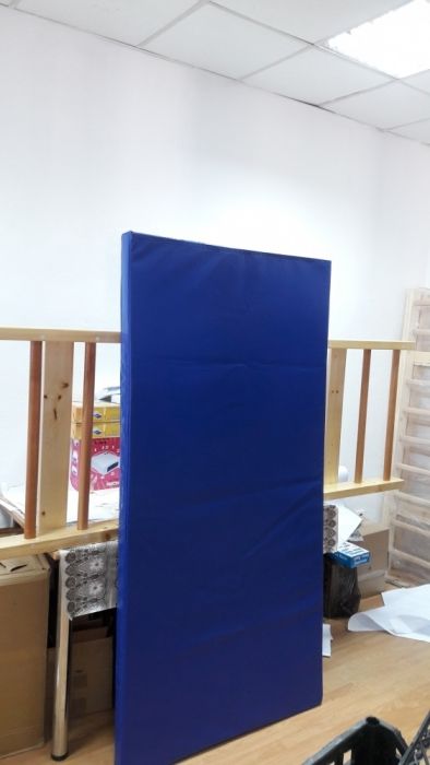 Saltea gimnastica si kinetoterapie din PVC 200 X 100 X 4cm