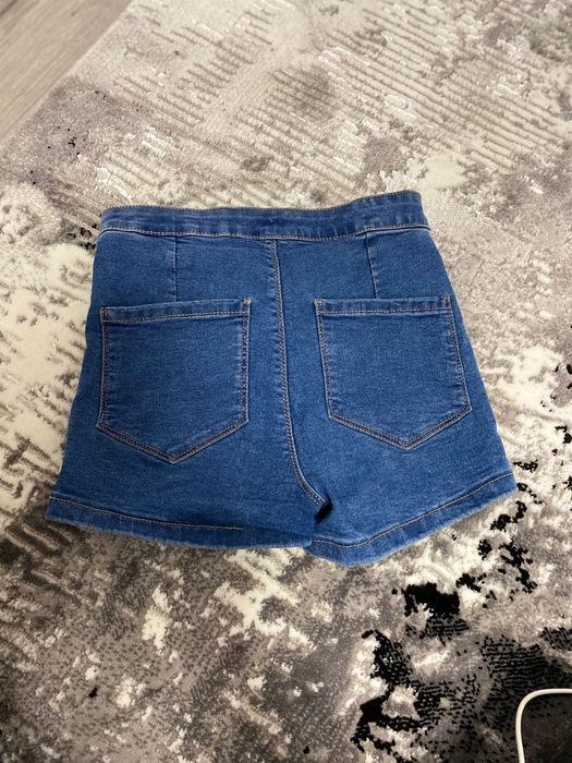 Blugi scurți sinsay