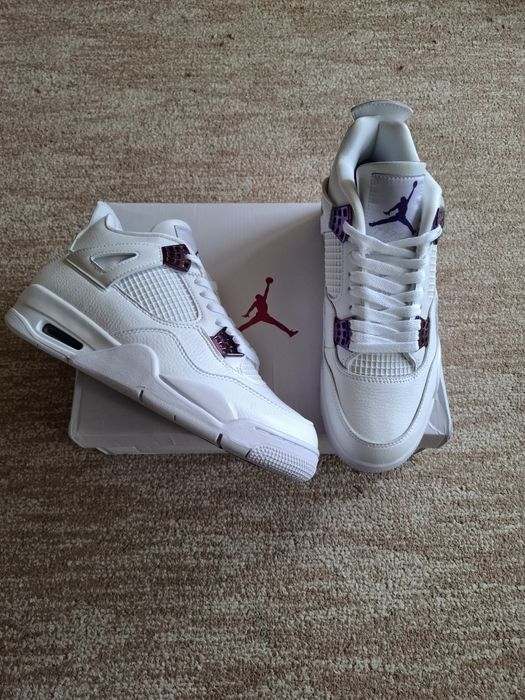 Jordan 4 metalic purple, marimea 43