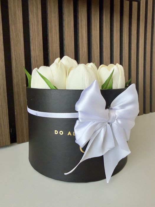 Aranjament Premium Lalele Albe Handmade