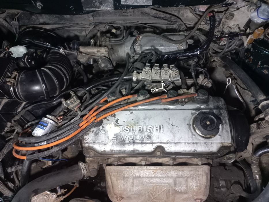 Мицубиси СпейсРунер левый руль