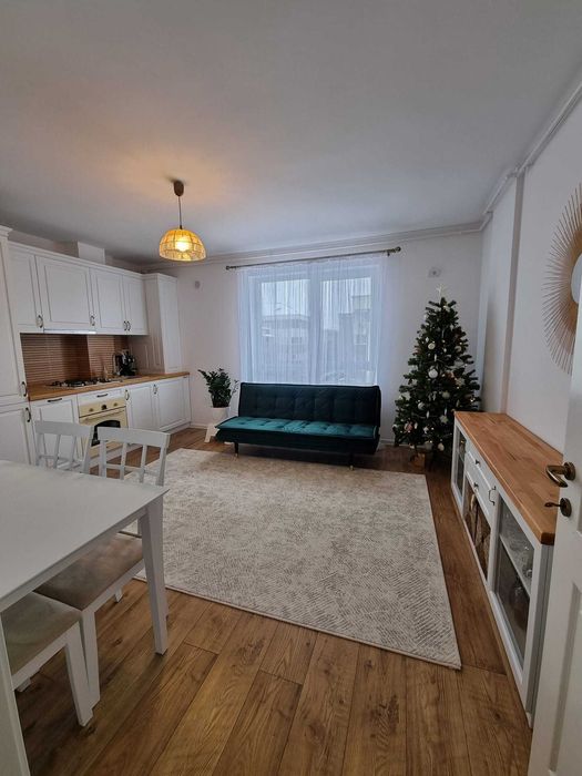 apartament 3 camere, metrou D. Leonida (complex La Strada)