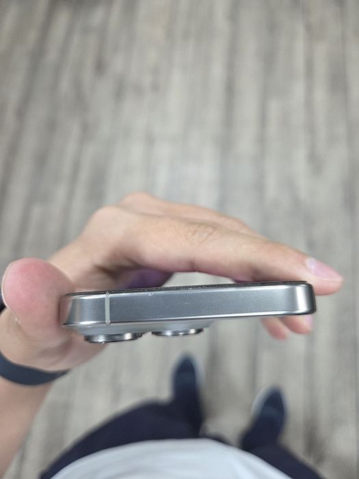 Iphone 16 pro 128 Gb