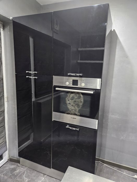 Дава се под наем Четиристаен апартамент в Шумен, Център - 100 кв.м за 433.5 € - Снимка #9