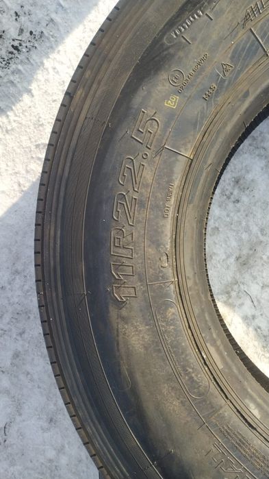 Продам резину на КамАЗ безкамерка