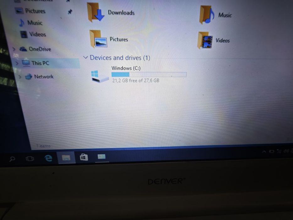 Denver 10.1 Laptop