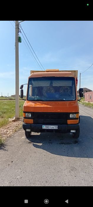 Мерседес 609D...