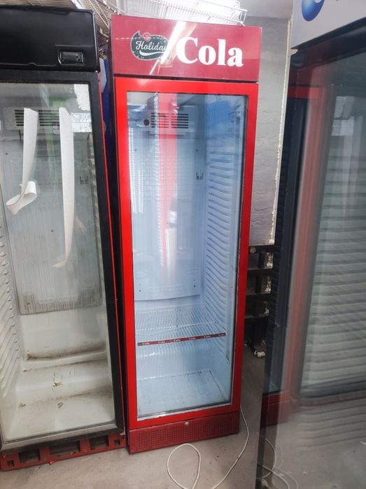 Холодильники стеклянные