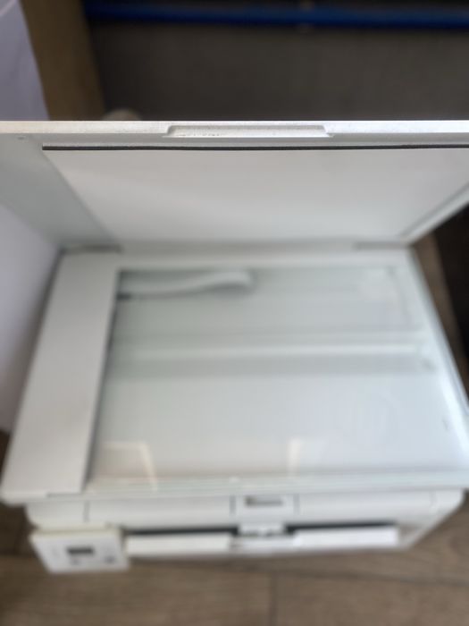 Принтер HP продаю почти новый