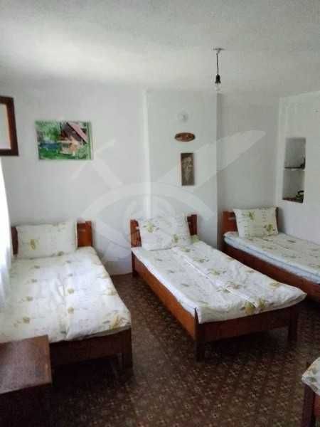 Продава се къша в с. Сини Връх! 99140