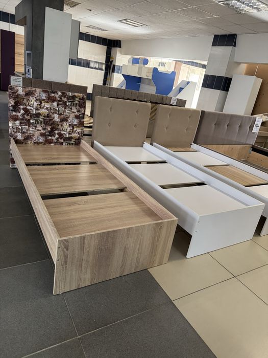 Кровати односпальные новые с матрасом в асортименте