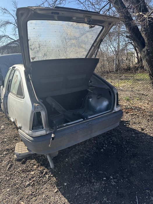 Opel kadet 1.3 на части