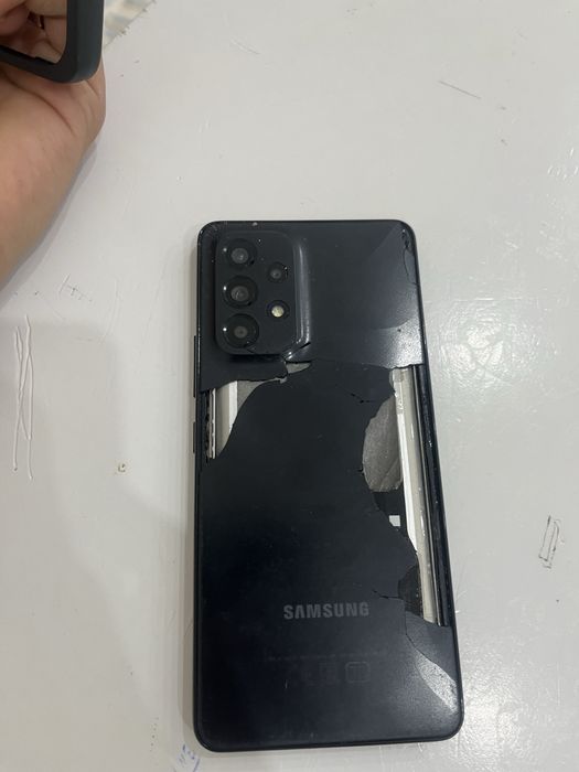 Самсунг а13 и а53